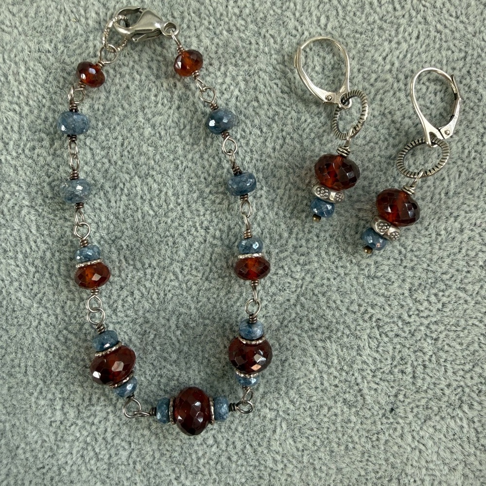 Amber and Blue Beaded Jewelry Set